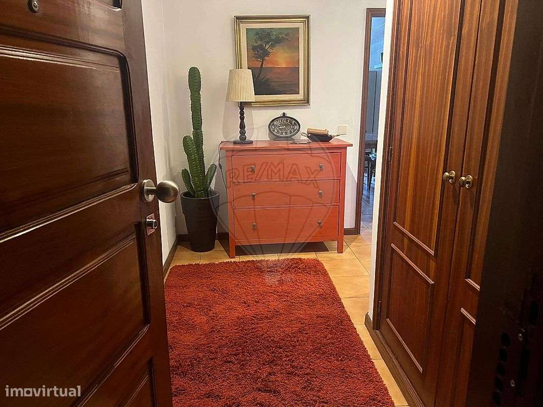 Apartamento T2 para arrendamento - Grande imagem: 2/12