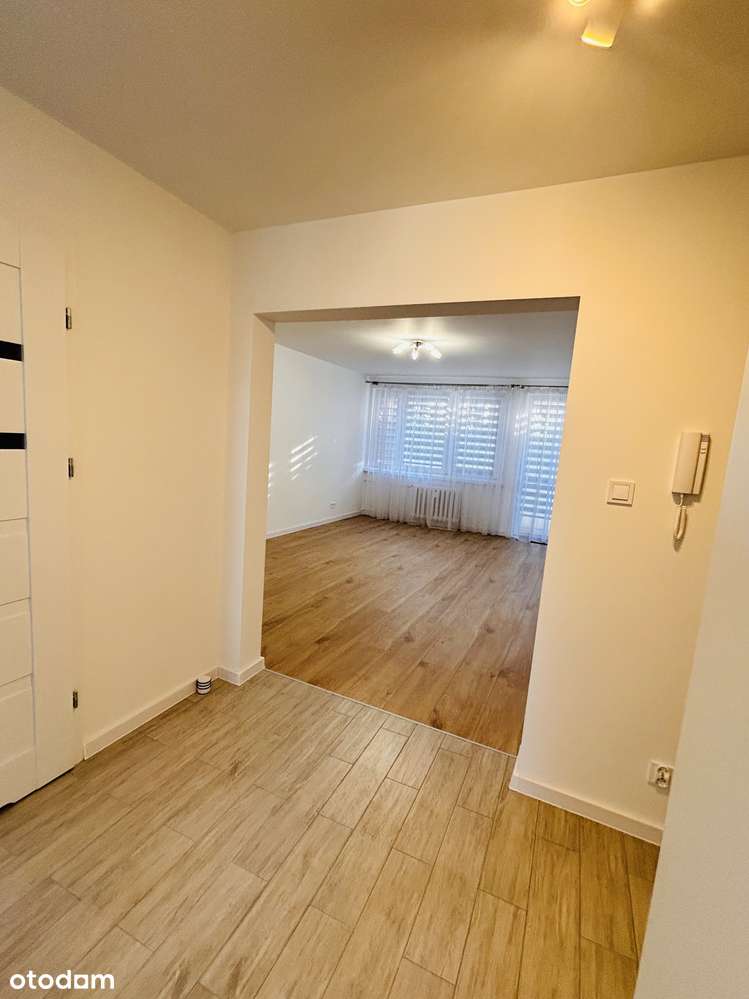 Na sprzedaż 2 pokoje po remoncie-blok-balkon-piwnica-5