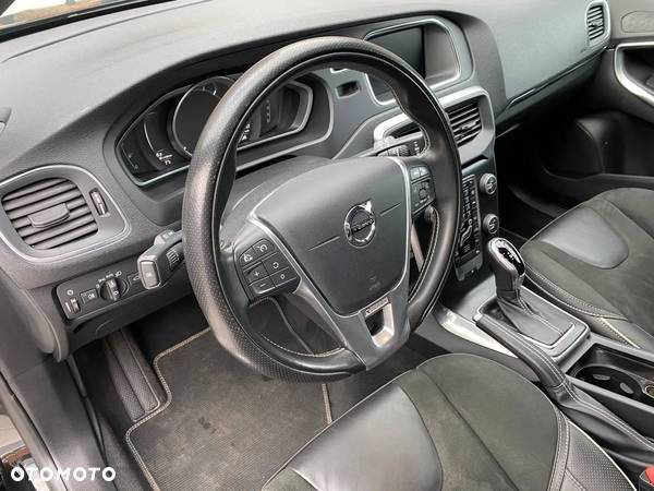 Volvo V40 D2 Drive-E R-Design Kinetic - 14