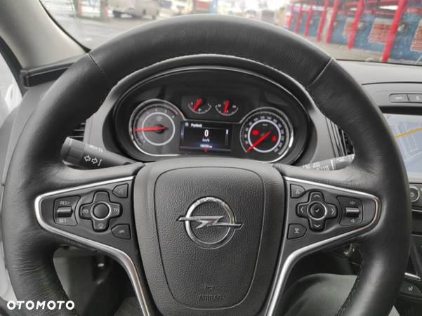 Opel Insignia 2.0 CDTI Cosmo 4x4 S&S - 14