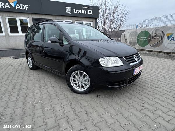 Volkswagen Touran 2.0TDI Highline Aut - 3