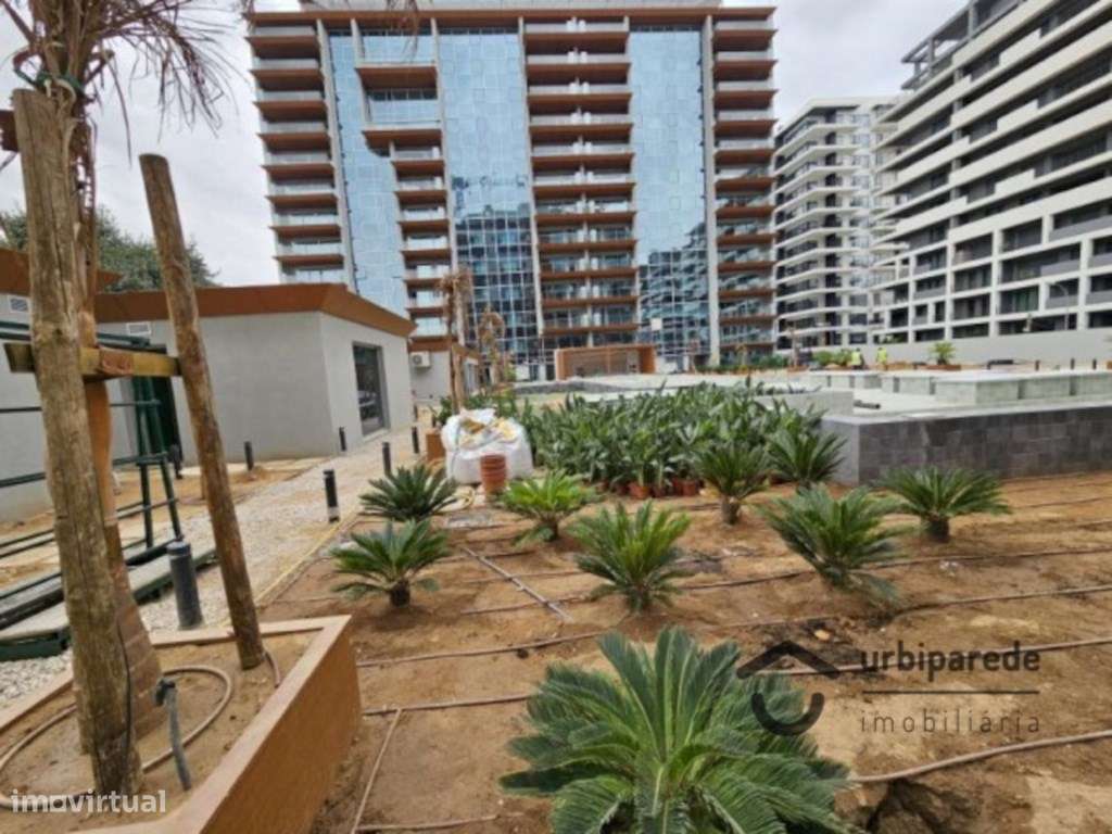 Apartamento T3 no condomínio Monview Miraflores-8