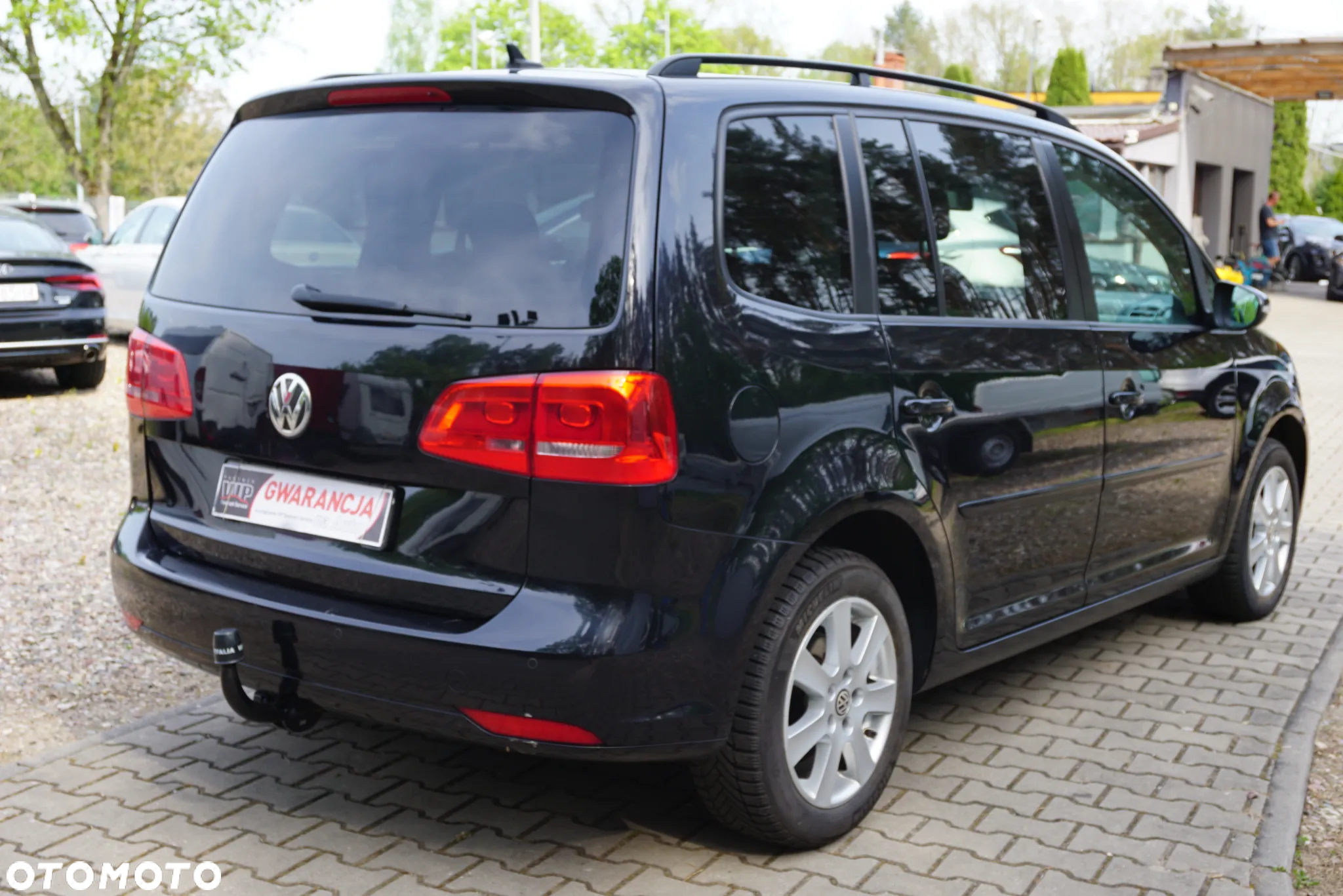 Volkswagen Touran 1.6 TDI DPF Trendline - 3