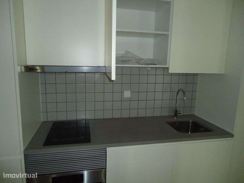 T0 ao Marquês/Rua Faria Guimarães/Constituição - Grande imagem: 5/12