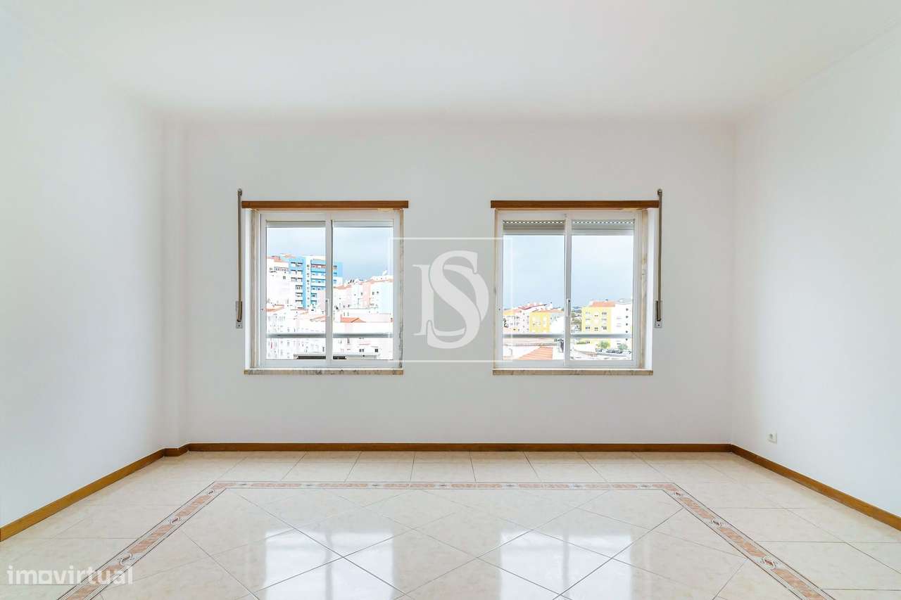 T3 Pronto a Habitar com Elevador e Garagem - Grande imagem: 4/25