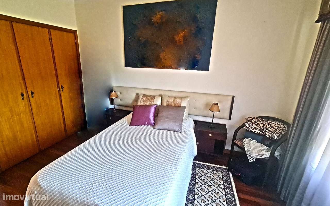 Apartamento duplex T5 panorâmico-13