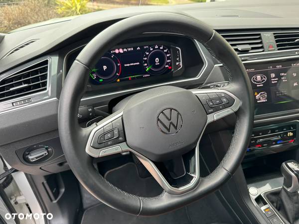 Volkswagen Tiguan 2.0 TDI SCR 4MOTION DSG Elegance - 11
