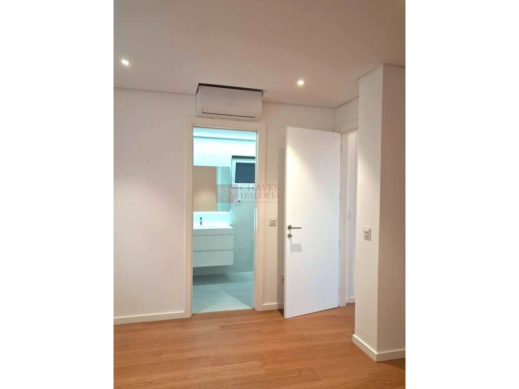 Ericeira - Moradia T4 a estrear - Conforto, Piscina e Vista 180º'-14