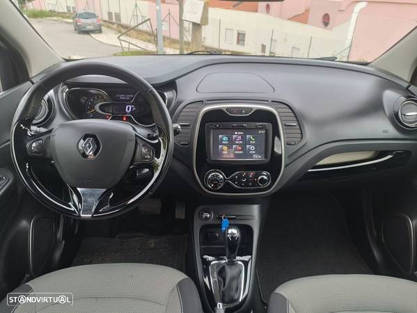 Renault Captur 1.2 TCe Exclusive EDC - 8