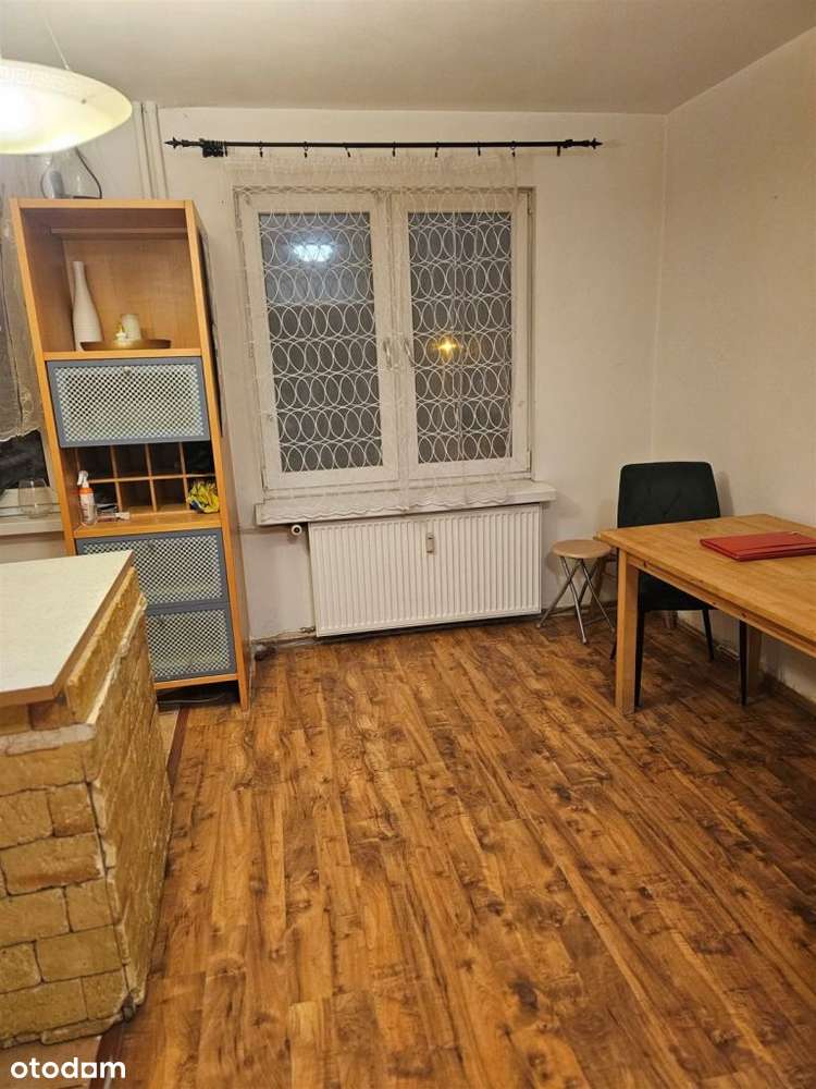 Powstańców,P.Czerwony,46m,2pok,balkon.ładne z potencjałem,Parking Jest-9