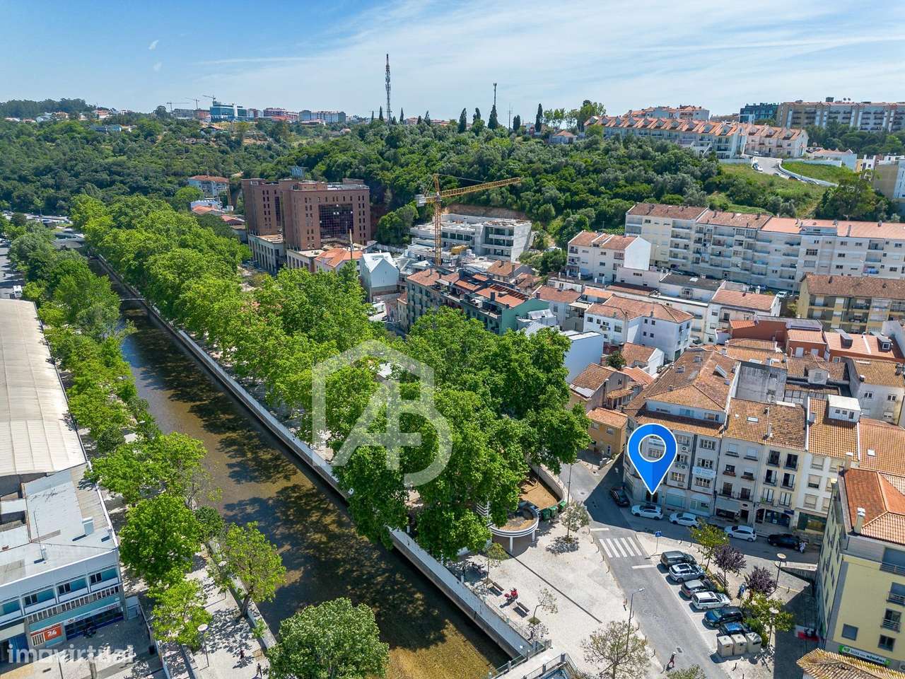 Loja com cave  Praça do Avião, Leiria-22