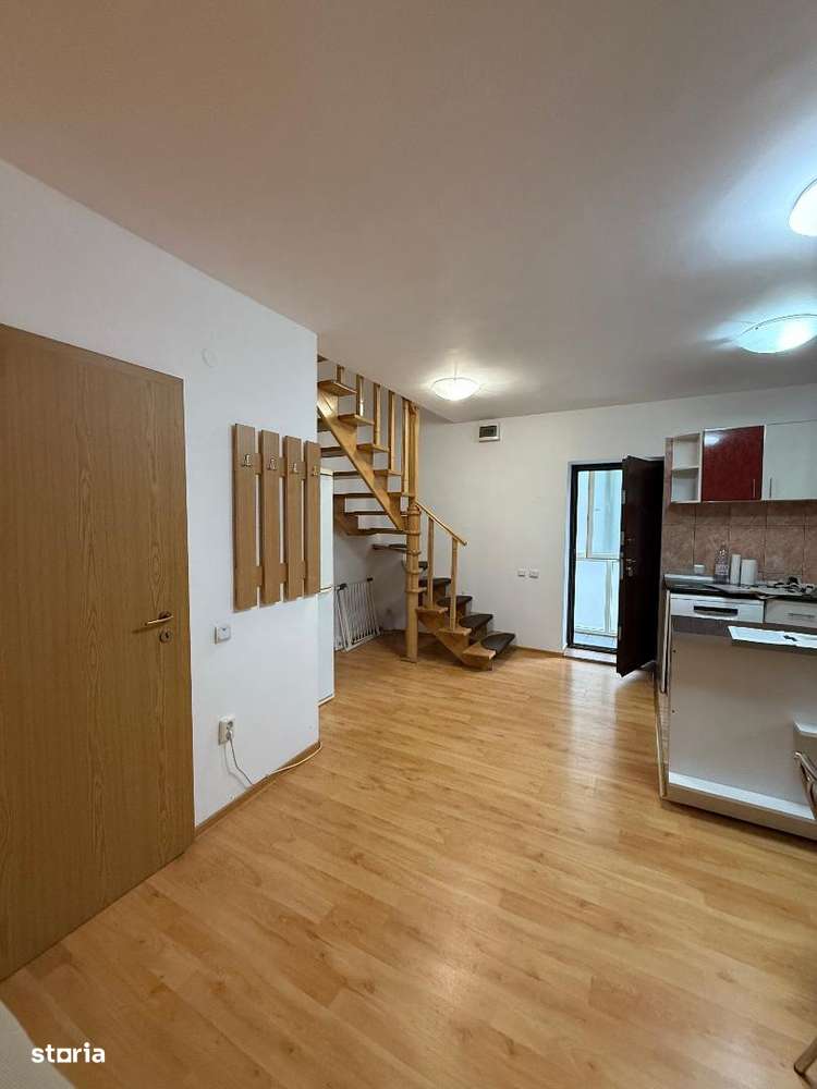 De vanzare Apartament 3 camere cu scara interioara, zona Tolstoi. - Imagine principală: 5/15