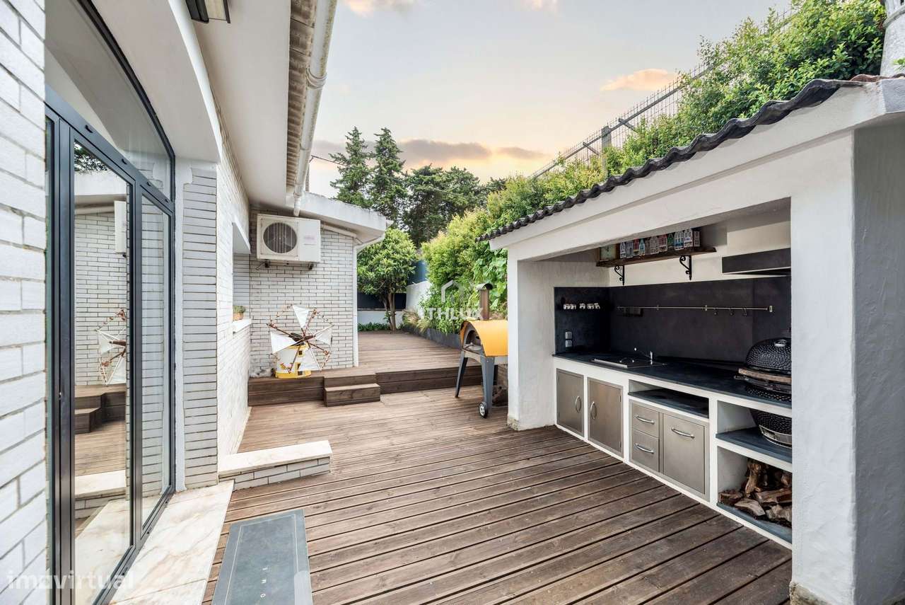 Moradia T3+1 em Birre, Cascais — Elegância, Conforto e Privacidade num-8