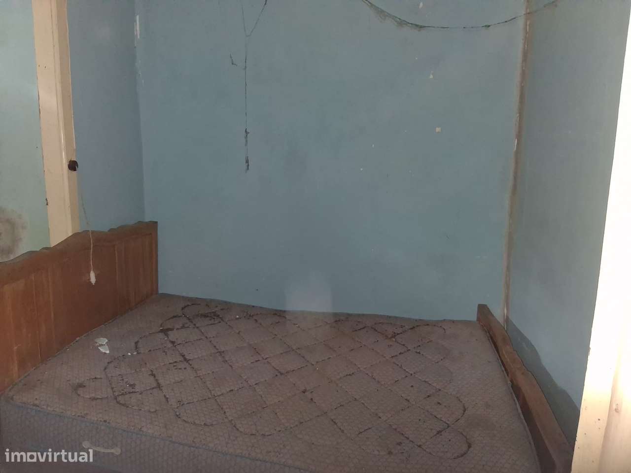 Moradia para Restaurar com Terreno Urbano – Cadaixo, Miranda do Corvo-7