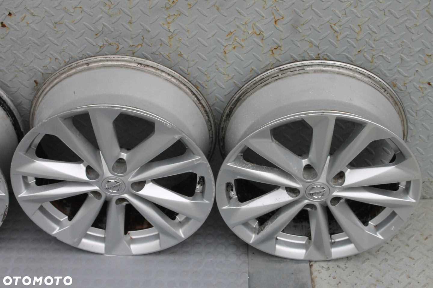 FELGI ALUFELGI 17 CALI ET40 7J 5x114.3 NISSAN QASHQAI J11 13-17 - 9