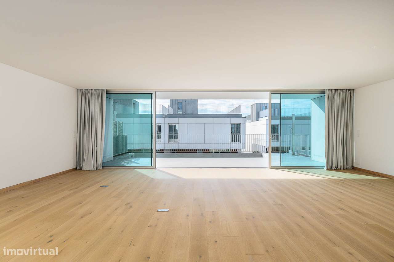 Moradia independente à venda na Rua Coronel Garcez de Lencastre, 404 - Grande imagem: 4/47