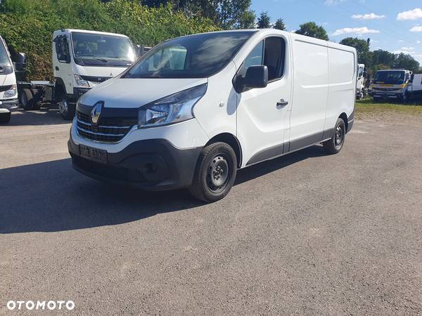 Renault TRAFIC - 2