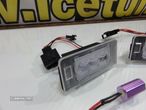 Suporte De Lâmpada De Matricula Com Led Branco Para Audi A1, A3, A4 B8, A5, A6, A7, Q3, Q5, Q7, TT, TTS, TTRS, Porsche Panamera 2010-, Seat Alhambra, Ibiza 6J SC/5-doors/ST 2008, Ateca, VW Sharan 7N, Touran GP2, Touareg 2, Tiguan, Polo, Golf 6, 7 Variant, Golf Plus, Jetta, Passat B6, B7, Skoda Fabia 5J, Superb 3T, Octavia (5E), Rapid  Yeti 5L. - 5