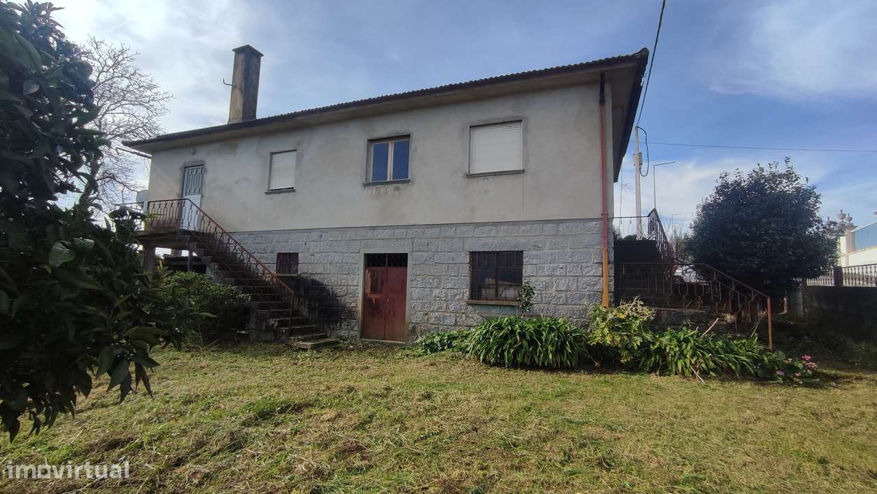 Moradia individual, com terreno, em Rendufe, Amares-8
