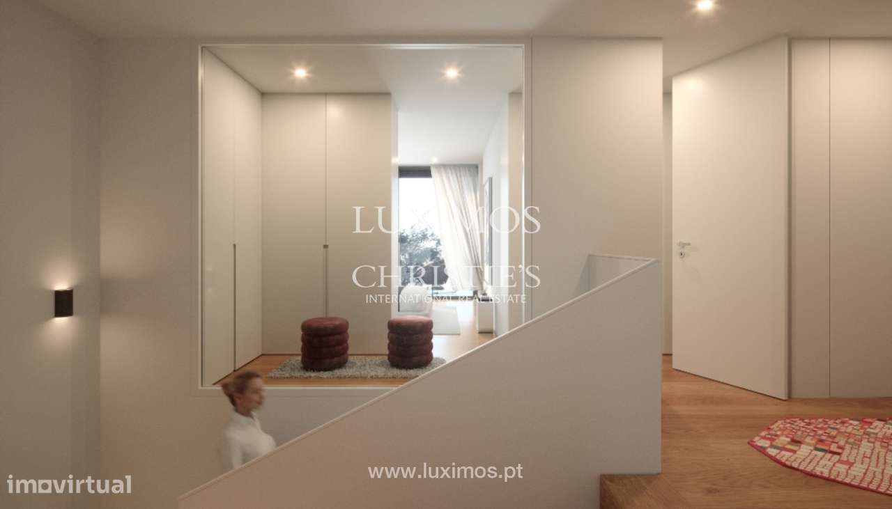 Moradia T4 geminada com piscina, para venda, na Maia - Grande imagem: 4/7