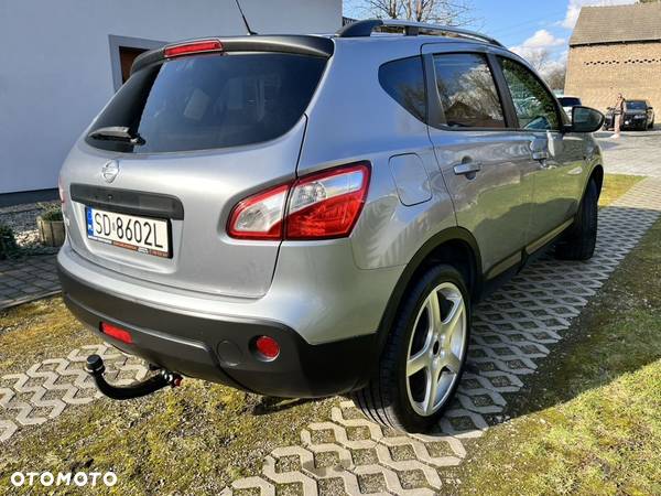 Nissan Qashqai 2.0 Tekna - 8