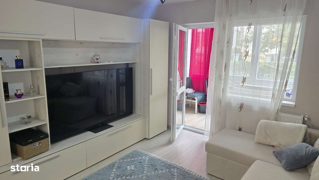 Vand apartament 2 camere, Deva,  Bld Dacia, parter, balcon, mobilat - Imagine principală: 2/15