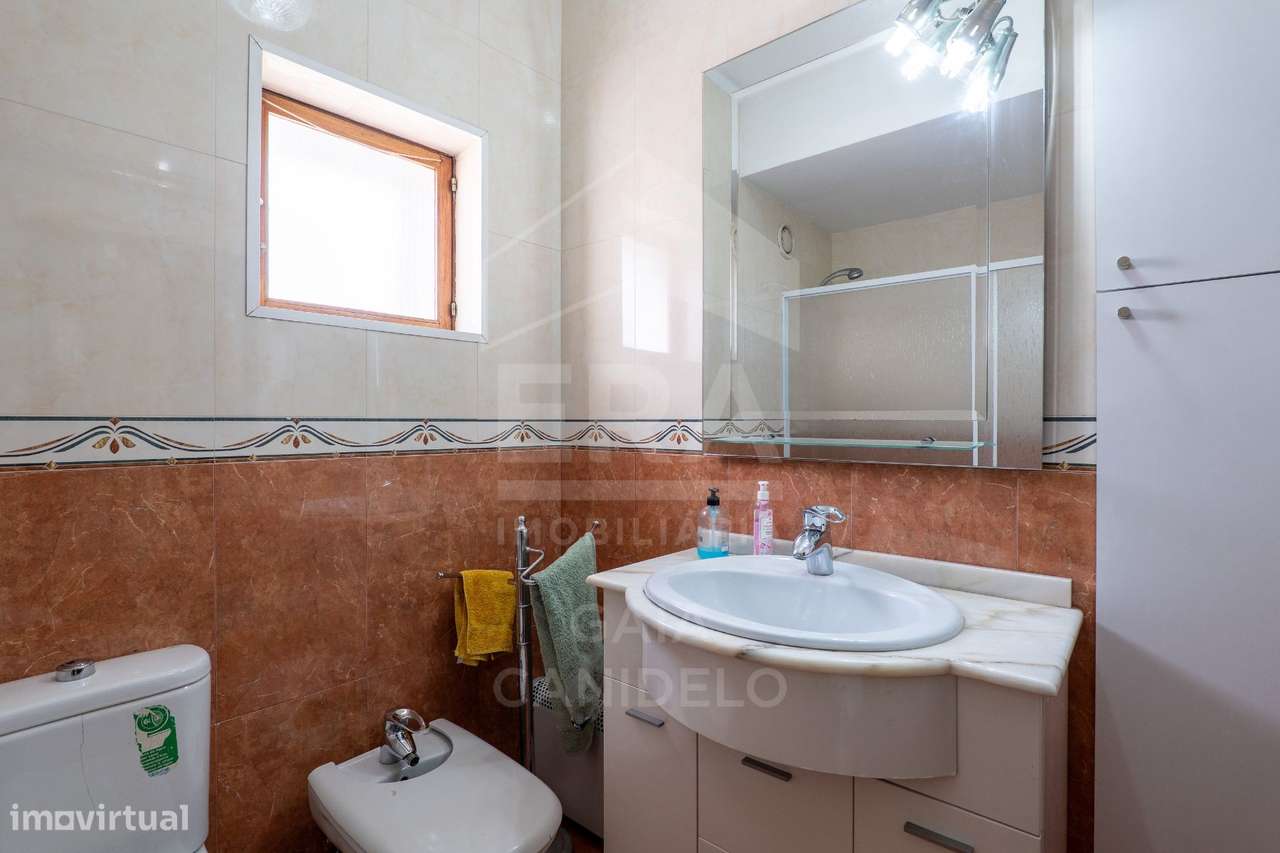 T4 na Rua 5 de Outubro-6