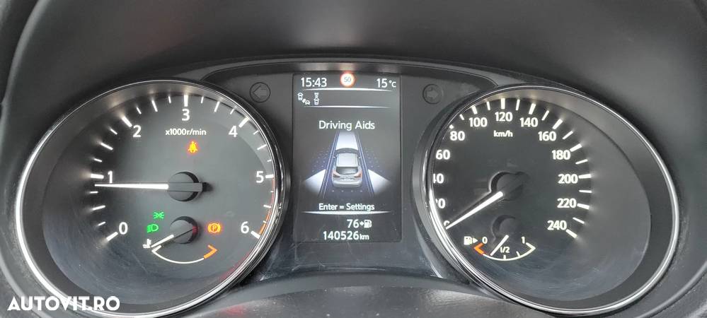 Nissan Qashqai 1.6 DCi 4 x 4 DPF Start/Stop tekna - 10