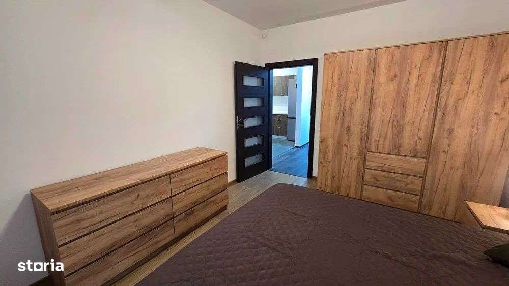 7 Noiembrie - Inchiriere ap. 3 camere + garaj - Str. Revolutiei - Imagine principală: 4/8