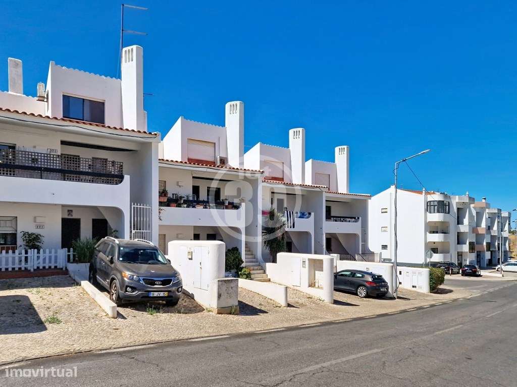 Apartamento duplex com 3 quartos, parqueamento privado e inserido n...-36