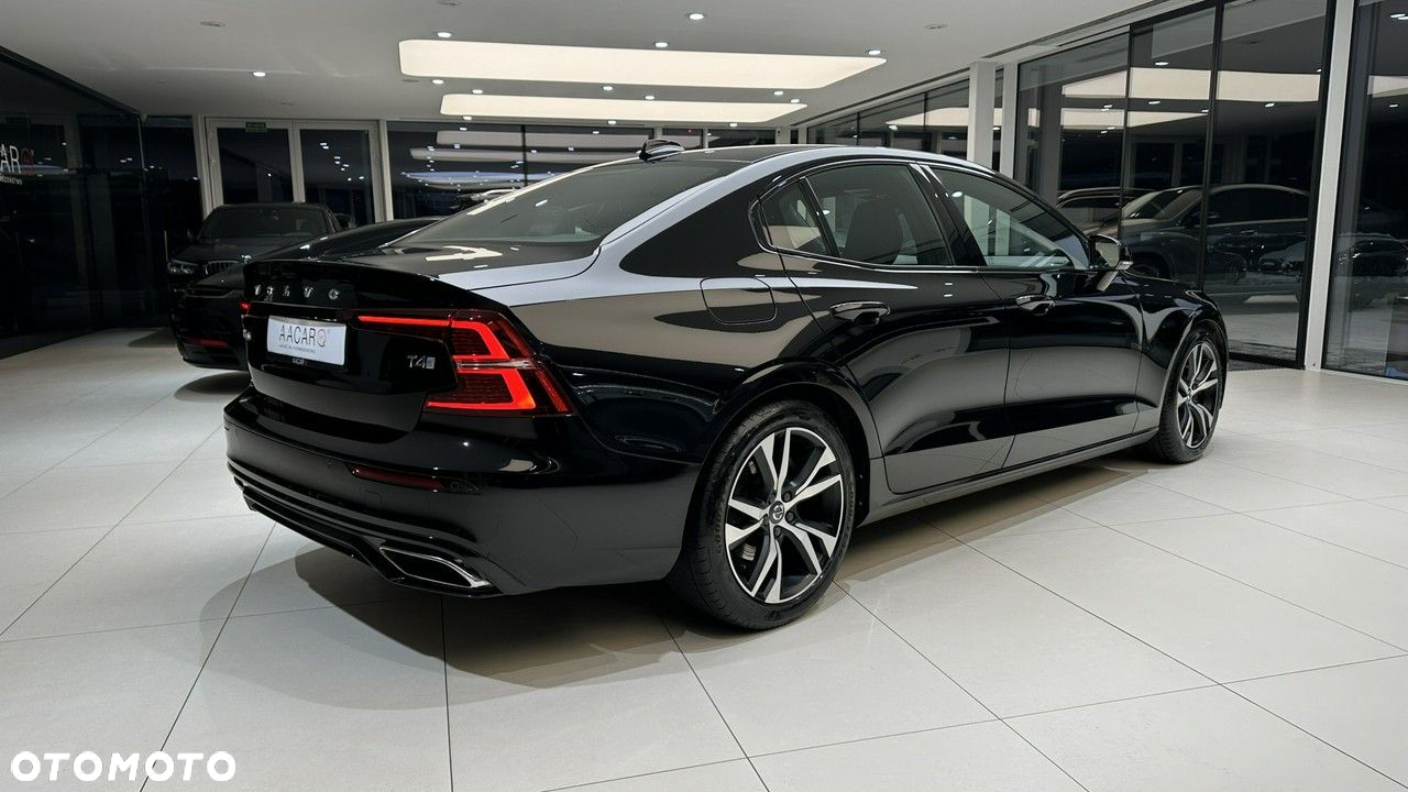 Volvo S60 T4 R-Design - 5