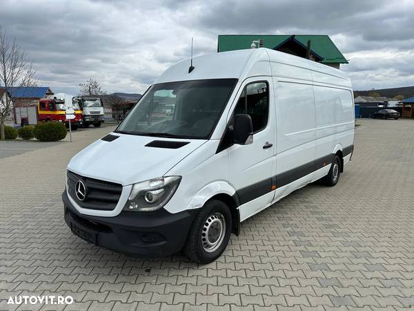 Mercedes-Benz Sprinter - 3