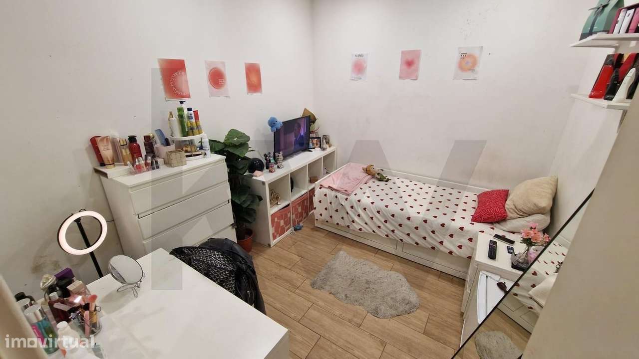 Fração de Serviços Pronta a Habitar – T4 com Acabamentos Modernos no C - Grande imagem: 5/16