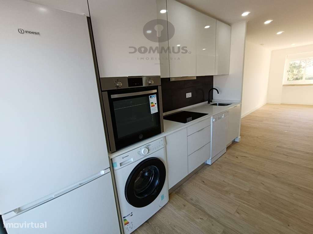 Apartamento T3 Totalmente Remodelado na Damaia - Grande imagem: 4/23