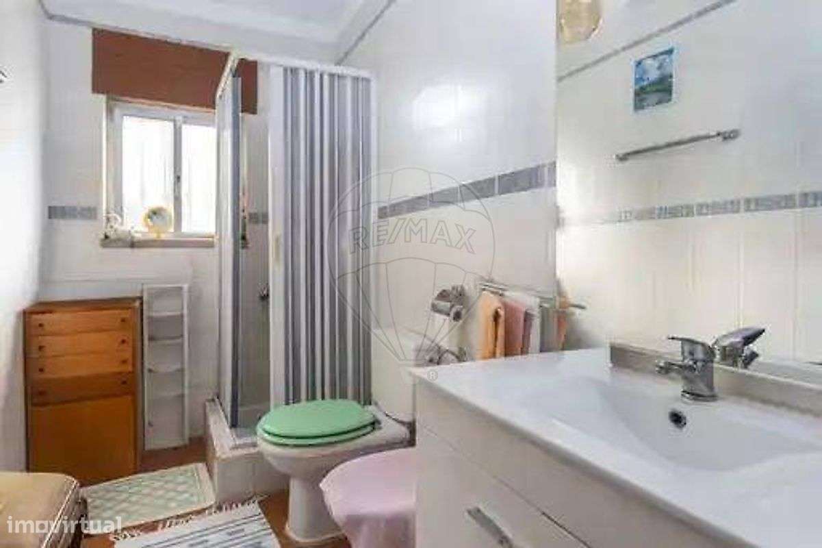 Moradia T6 para venda-12