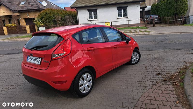 Ford Fiesta 1.4 Ambiente - 3