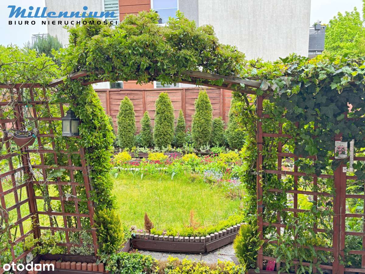 Dwupokojowe mieszkanie z ogrodem w Redzie!-8