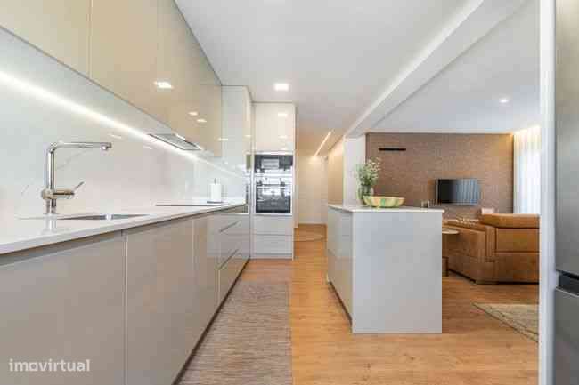 Apartamento T3 totalmente renovado final de 2024, em Nogueiró - Braga - Grande imagem: 4/24
