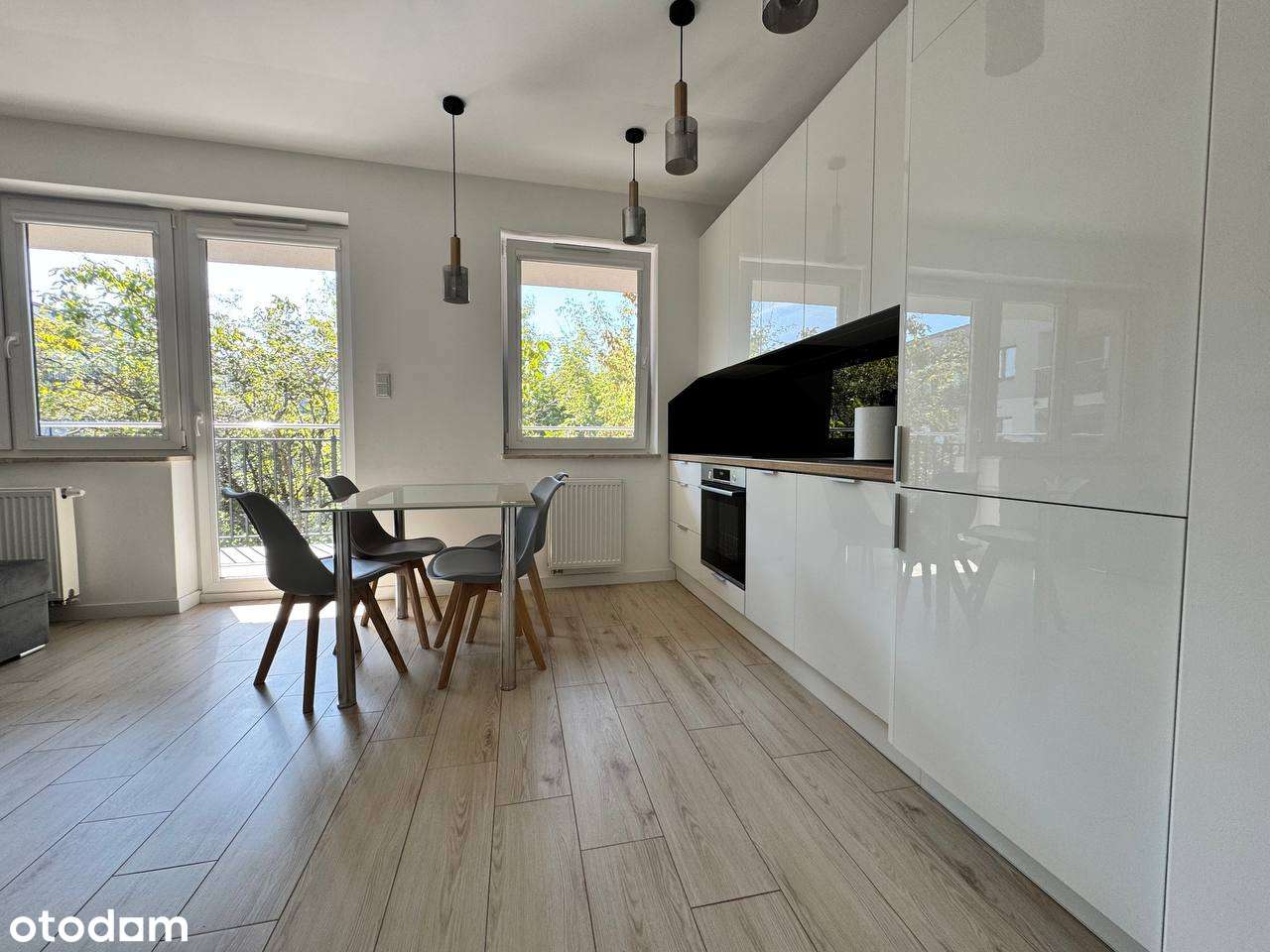 Wynajem 2-pokojowego mieszkania w Markach przy ul. Promiennej - Pełny obrazek: 2/12