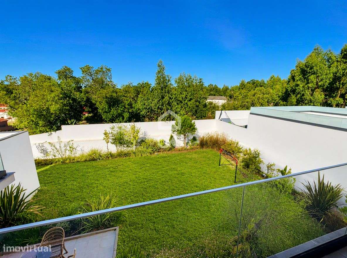 Moradia T4 Contemporânea em Mafra | Conforto, Design e Eficiência A+-28