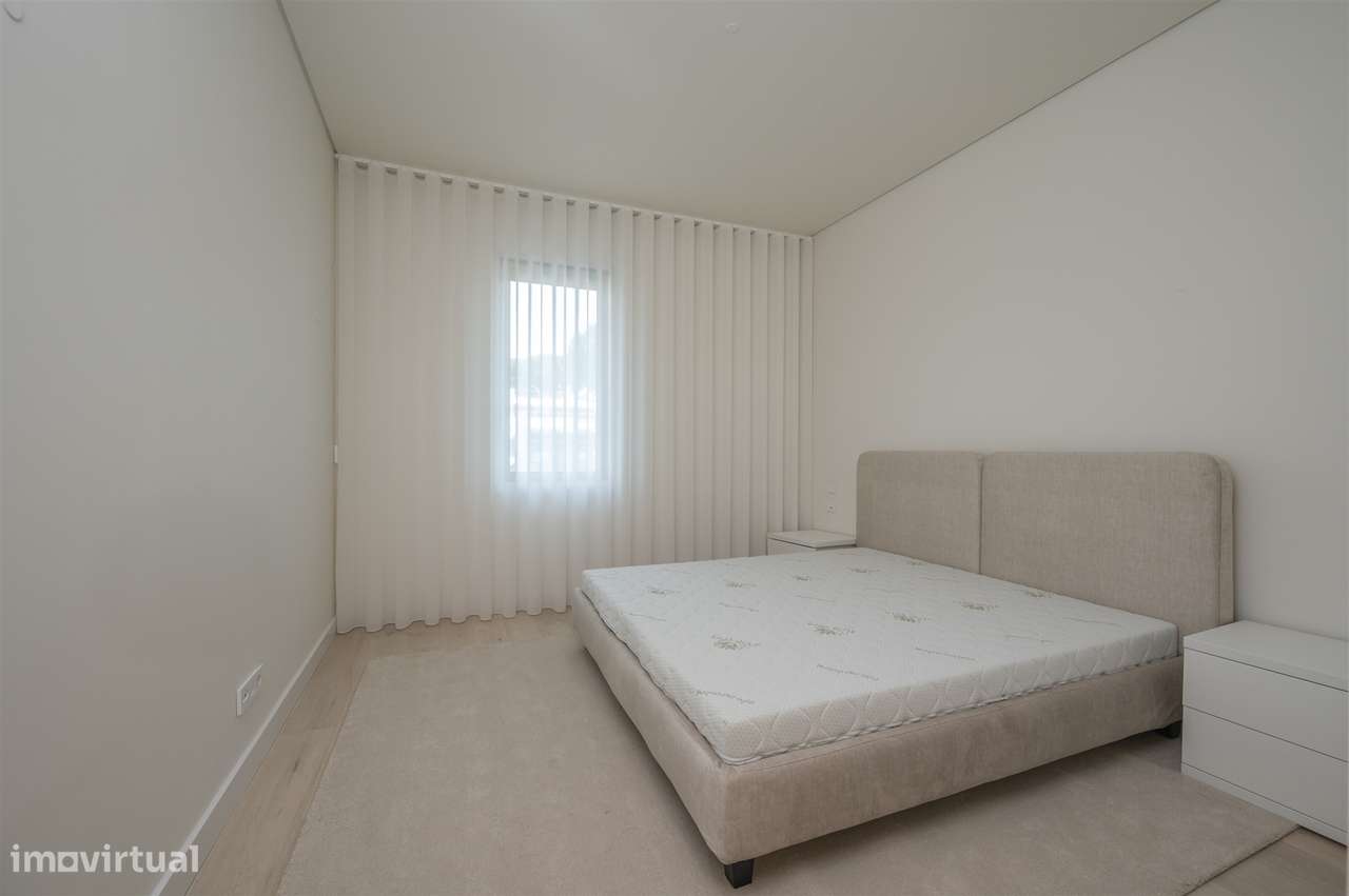 Apartamento T2 na Urb. Bayview, Cascais.-38