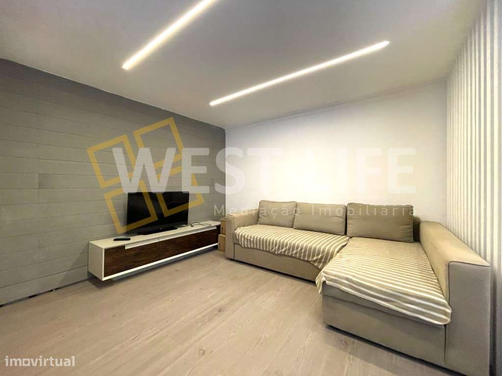 ARRECADAÇÃO convertida em T2 no CENTRO da vila - Localização privil... - Grande imagem: 5/17