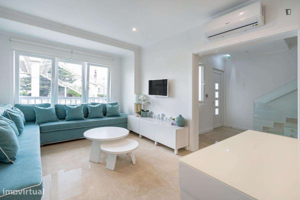 Quarto - localizado em Carcavelos Lisbon - Grande imagem: 4/27