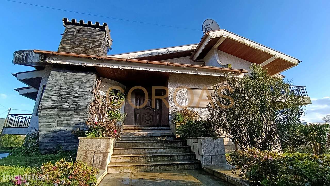 MORADIA + TERRENO - 3.787 M2-2