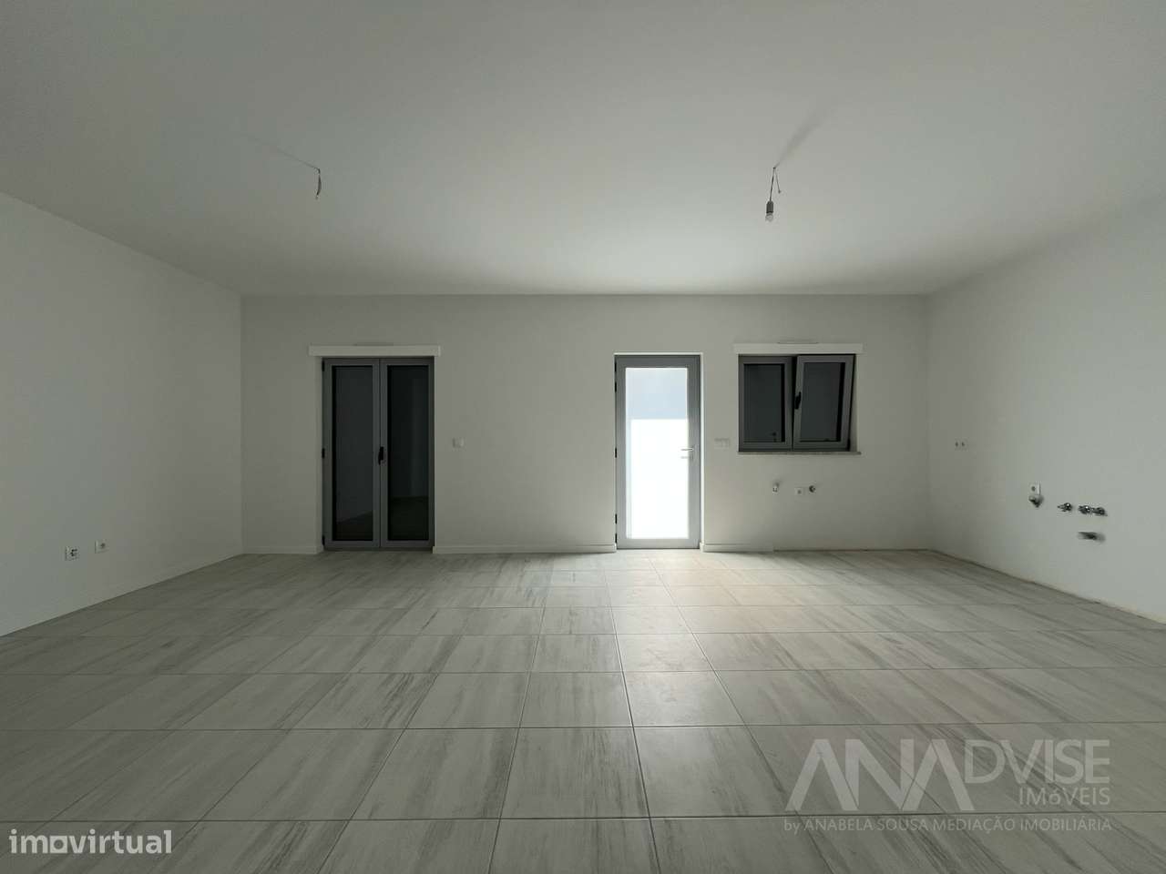 Moradia em Banda T3 Venda em Abraveses,Viseu - Grande imagem: 5/50