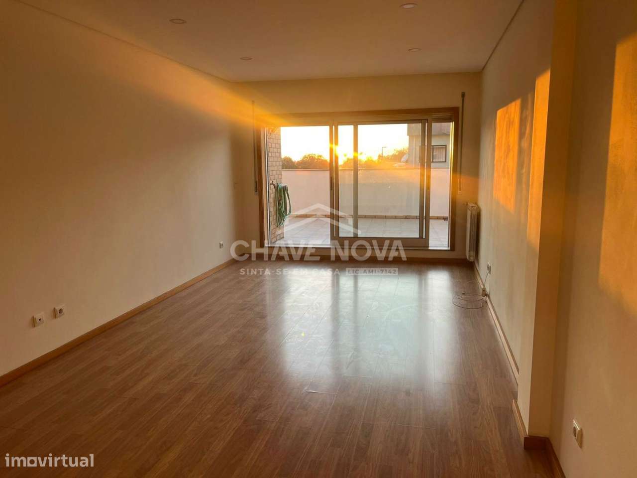 Apartamento T2 com 58m2 de Terraço e Garagem Box- S. Felix da Marinha - Grande imagem: 4/17