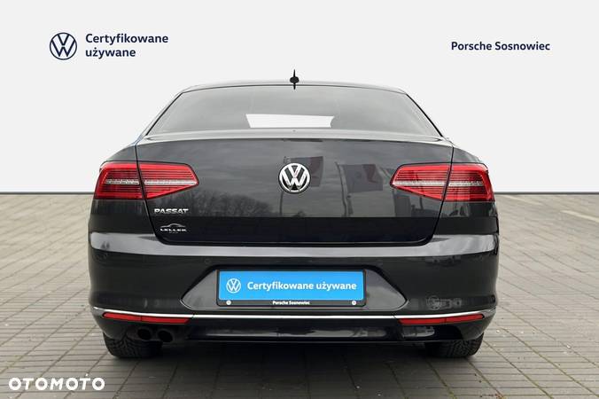 Volkswagen Passat 1.8 TSI BMT Highline DSG - 4