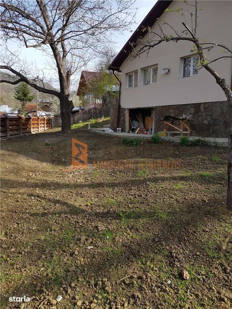 Casa tip parter zona Cozieni - Imagine principală: 4/17