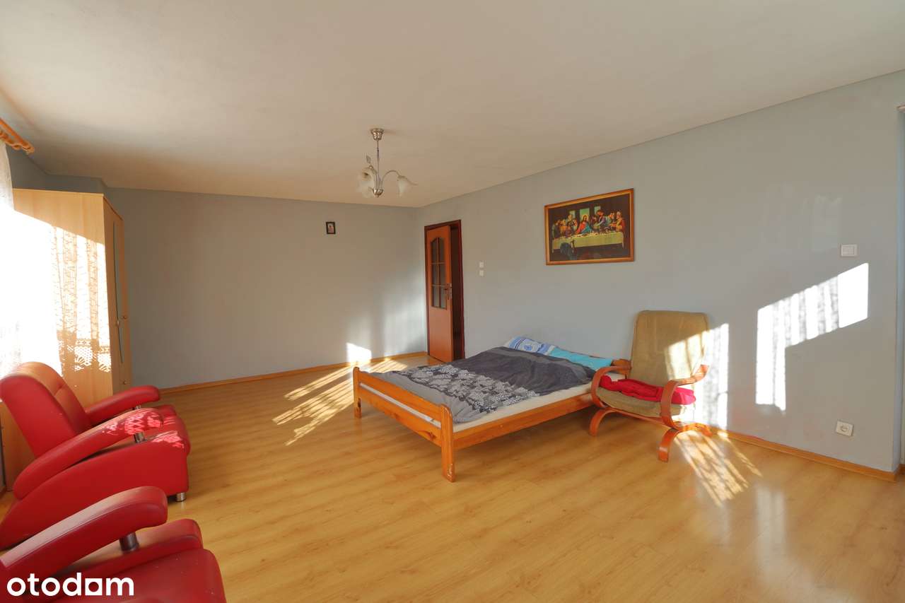 OKAZJA - Dom 2 piętrowy przy galerii Gołąbkowice-10