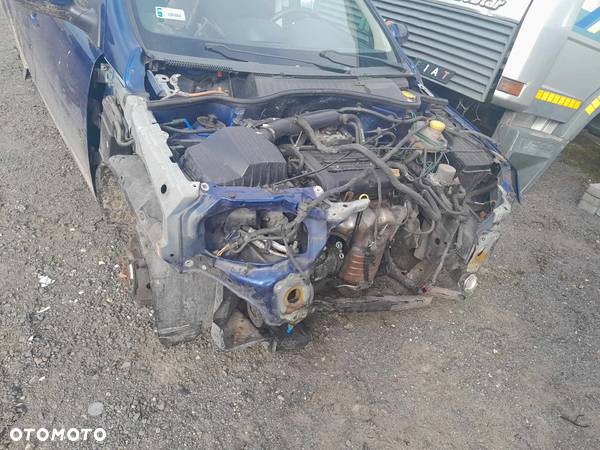 Zwrotnica prawa/ Lewa Przednia Opel Corsa C Mcpherson 1.3 benzyna !! - 1